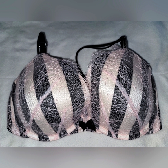 Victoria Secret Pink Lace Very Sexy Push Up Bra 32DDD striped NWT - Picture 1 of 5